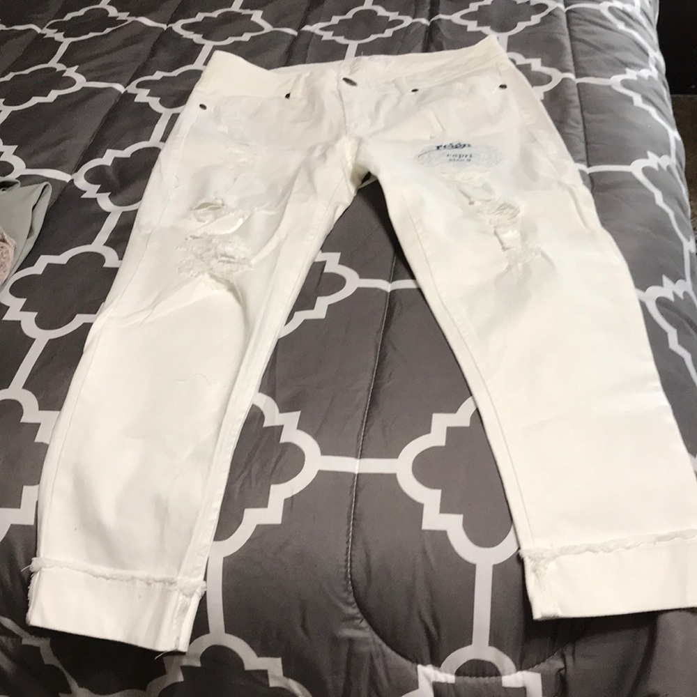 Reign capris